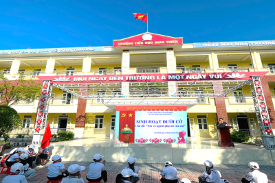 Trường Tiểu học Giao Thiện rộn ràng chào mừng Ngày Phụ nữ Việt Nam 20/10